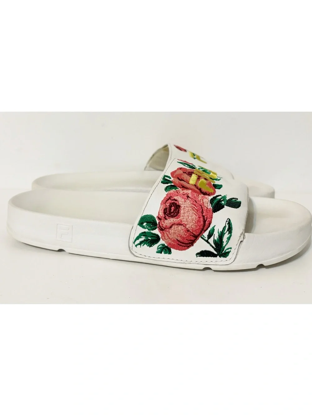 Women's FILA Drifter Embroidered White Floral Slide Sandals Size 8